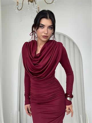 Crimson Drape Detay Uzun  Elbise