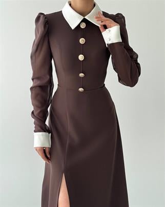 Evona Yırtmaç Detaylı Düğmeli Elbise