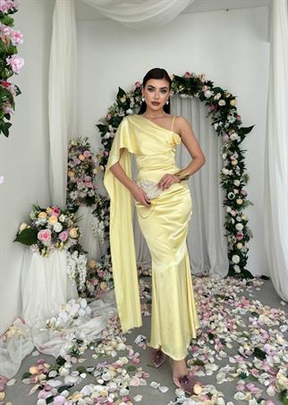 Junas Yaka Kuşağı Detaylı Saten  Elbise