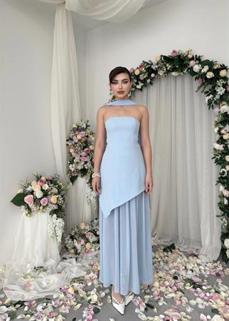 Luen Yırtmaç Detaylı Elbise