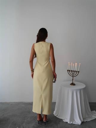 Mona Taş Detay Atlas Kumaş Uzun Elbise