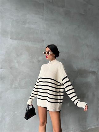 Diego Çizgili Yaka Detay Kazak - Beyaz