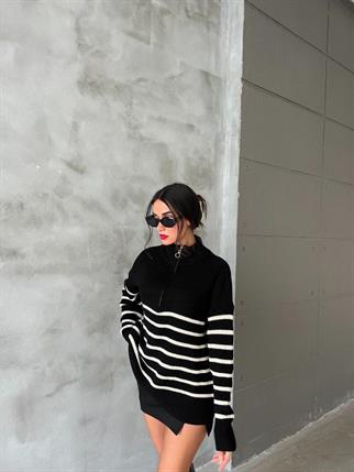 Diego Çizgili Yaka Detay Kazak - Siyah