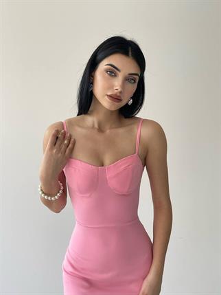 Dominic Eteği Büzgülü Pembe Elbise 