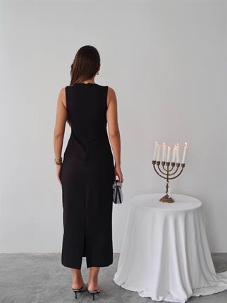 Mona Taş Detay Atlas Kumaş Uzun Elbise