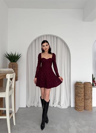 Filipina Tasarım Kalp Yaka Mini Tasarım Elbise