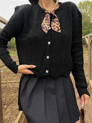 Flör Detaylı Triko Hırka