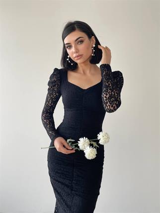 Hadise Uzun  Siyah Dantel Elbise