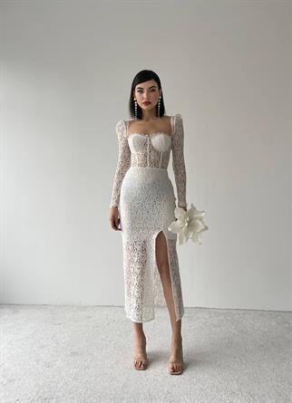 İRİS MİDİ GLOPLU YIRTMAÇLI DANTEL ELBİSE BEYAZ