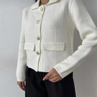 Kadın Altın Düğmeli Cep Detaylı Ekru Blazer Hırka