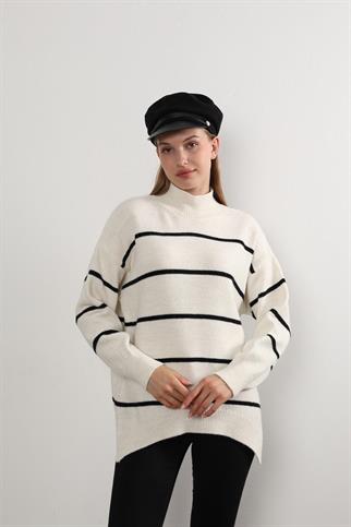 Kadın Bisiklet Yaka Çizgi Detay Triko Kazak