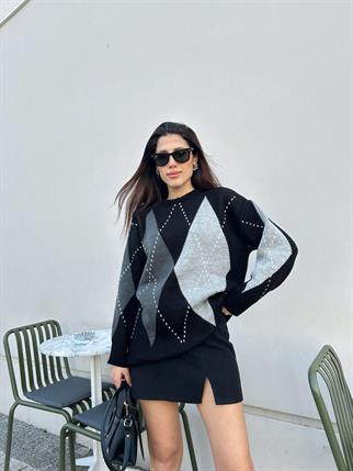 Kadın Bisiklet Yaka Siyah Baklava Desenli Kazak