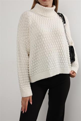 Kadın İşleme Detay Boğazlı Triko Kazak