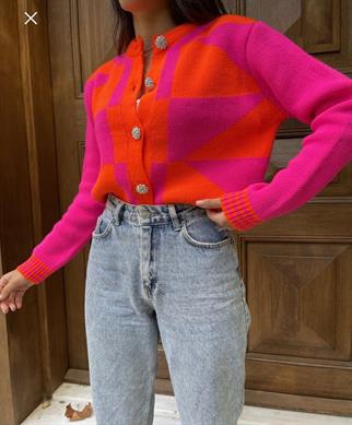 Kadın Pembe Turuncu Desen Taş Düğmeli Triko Hırka