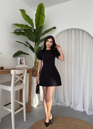 Kurdele Sırt Detay Düğmeli Mini Elbise