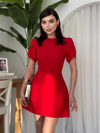 Kurdele Sırt Detay Düğmeli Mini Elbise