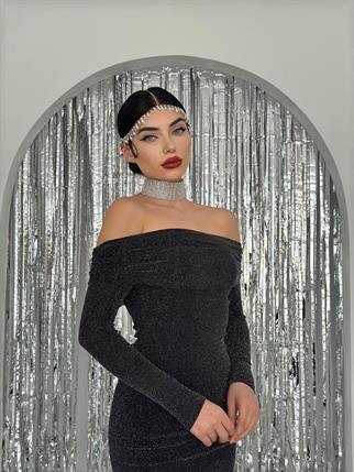 Madonna Yaka Simli Uzun Elbise