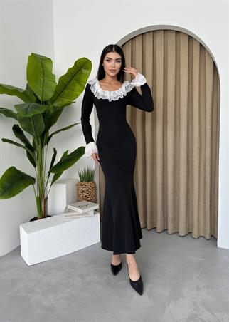 Oval Dantel Yaka Uzun Elbise