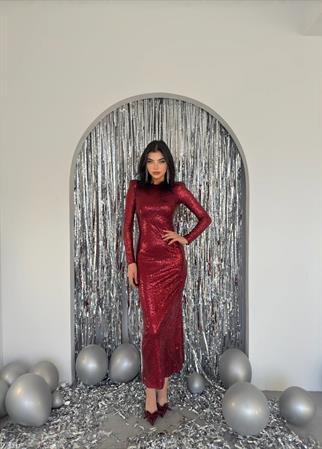 Payet Sırt Dekolteli Uzun Elbise