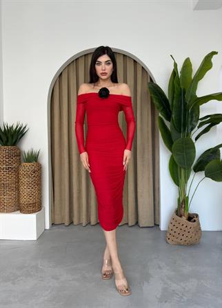 STAR BEYAZ STRAPLEZ DRAPELİ GÜL DETAY ELBİSE