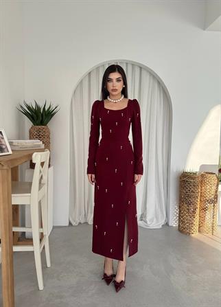 Taşlı Maya Yırtmaçlı Uzun Elbise