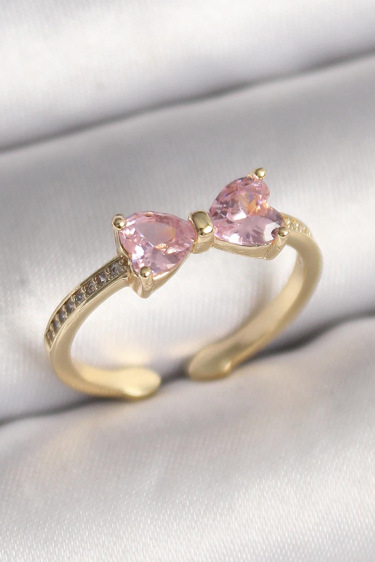 Pirinç Gold Renk Pembe Zirkon Taşlı Kalp Fiyonk Model Kadın Yüzük