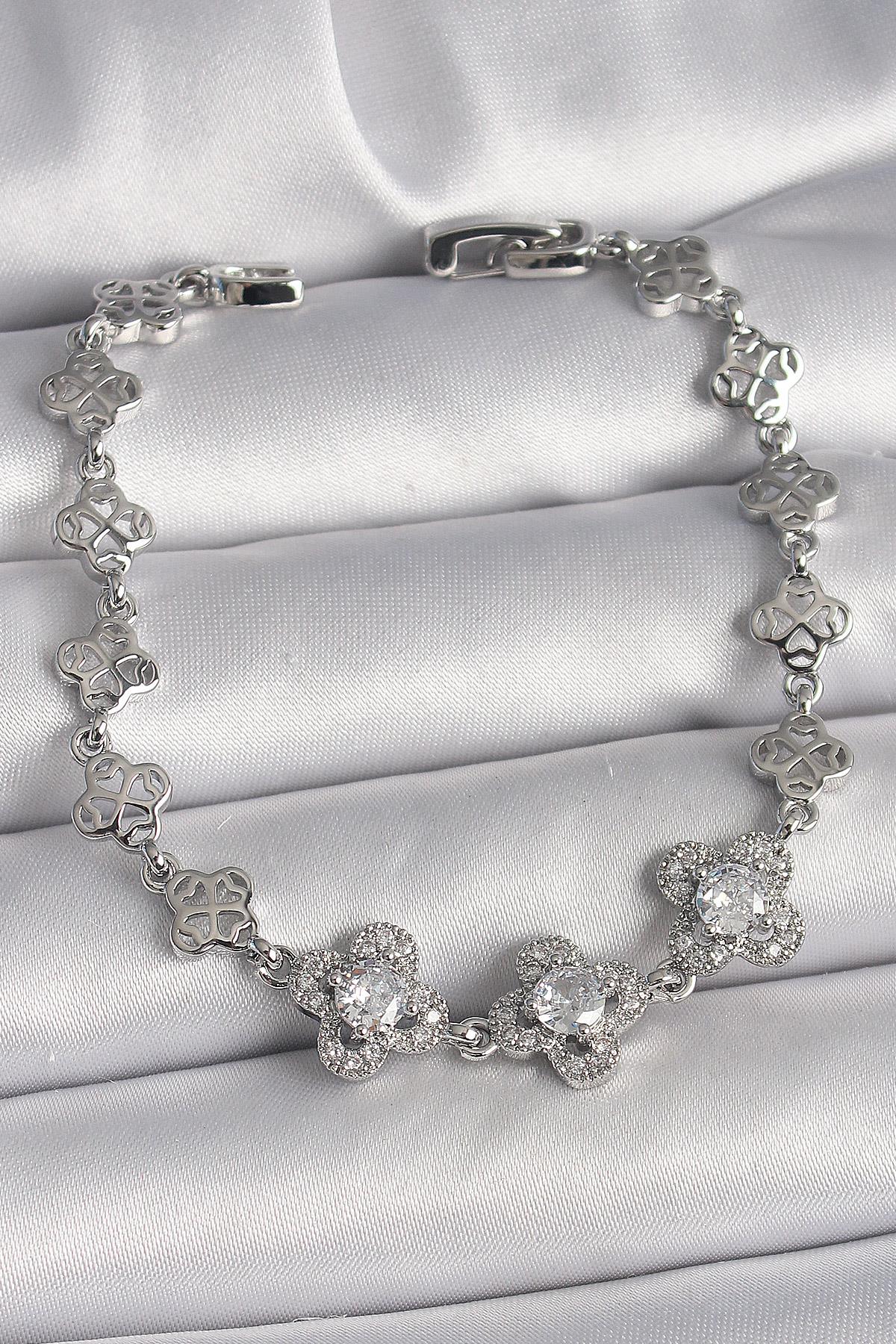 Pirinç Gümüş Renk Zirkon Taşlı Yonca Model Kadın Bileklik