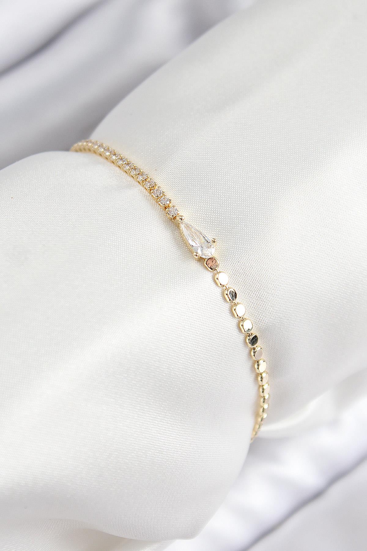 Pirinç Zirkon Taşlı Damla Model Ezme Zincir Gold Renk Kadın Bileklik