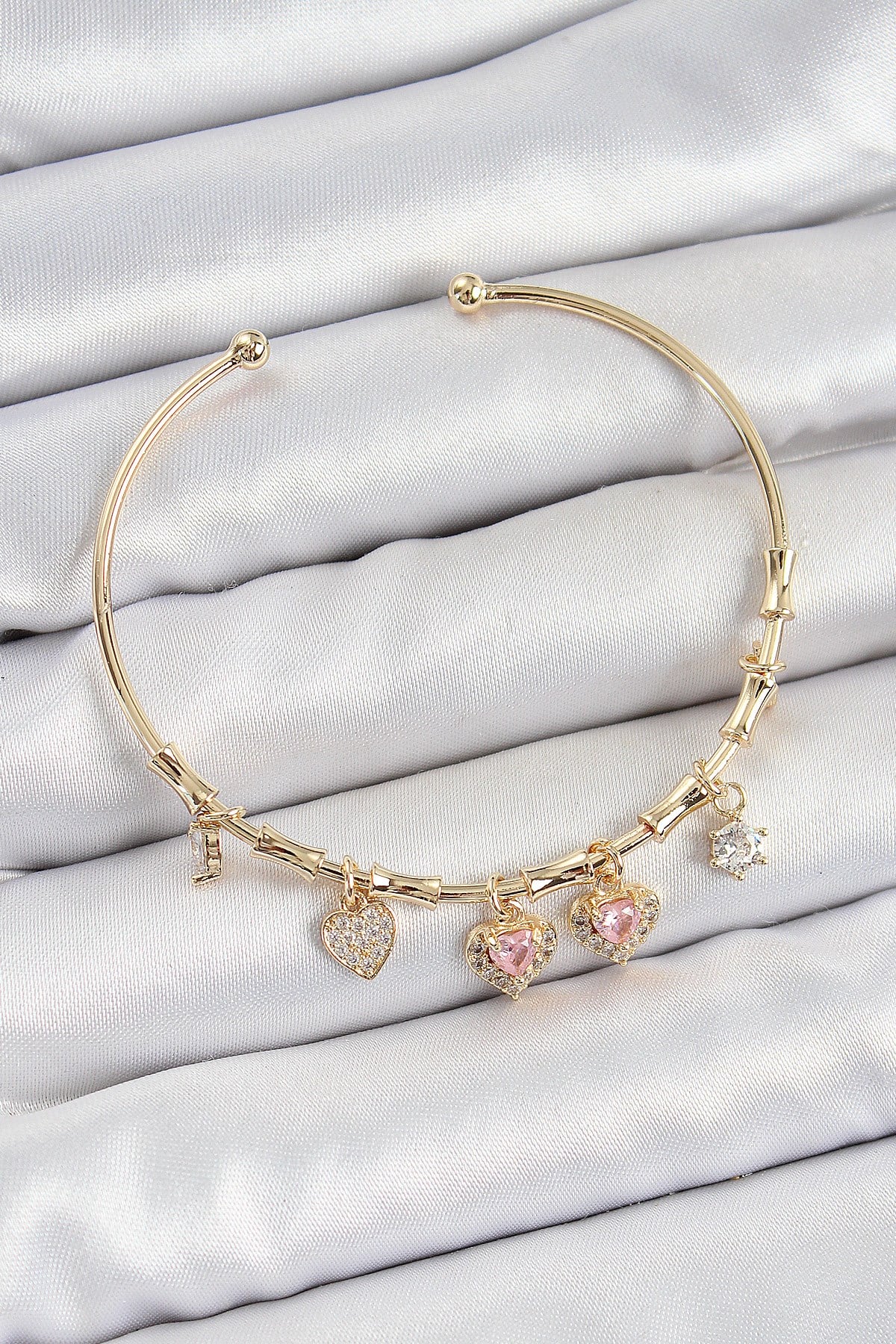 Pirinç Zirkon Taşlı Pembe Kalp Model Gold Renk Charm Bileklik