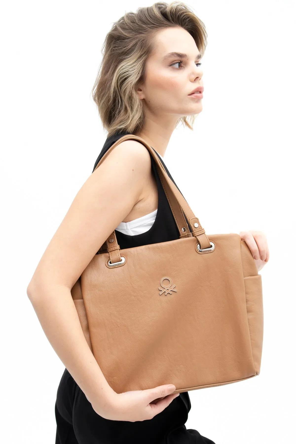 Benetton bnt1220 Kadın Omuz Çantası Camel