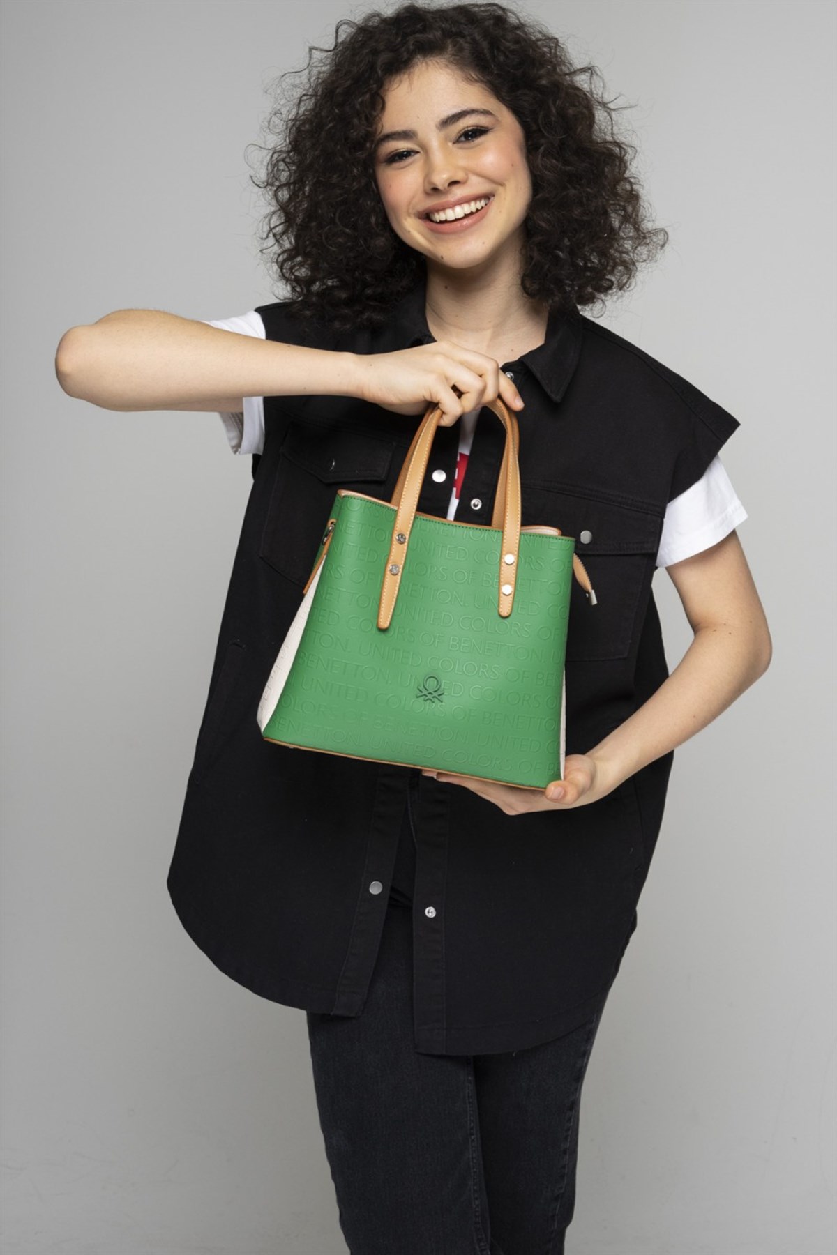 benetton-el-ve-omuz-cantasi-bnt-613-ye-a7-9e8.jpg