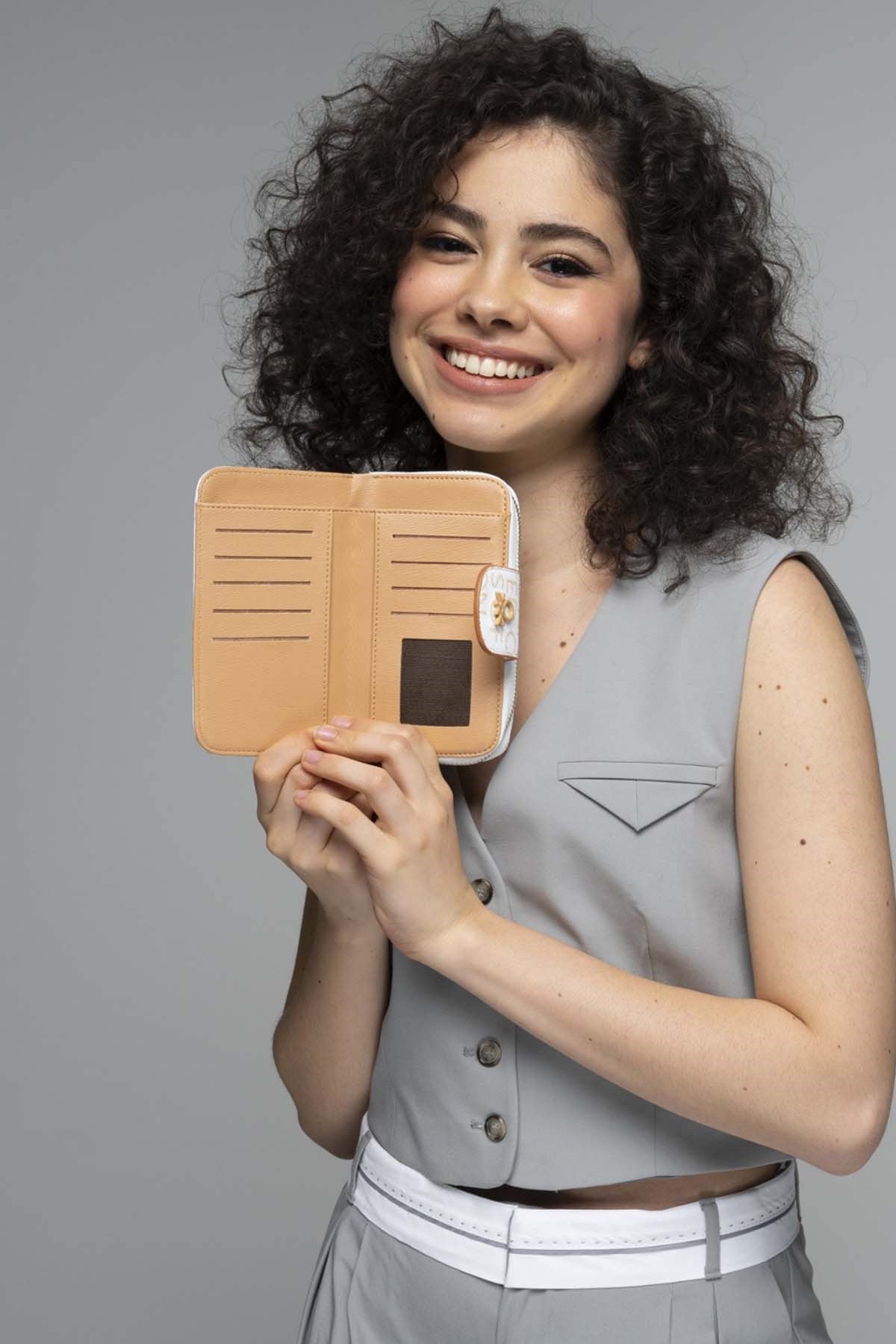 Benetton Kadın Cüzdan bnt 744 Bej