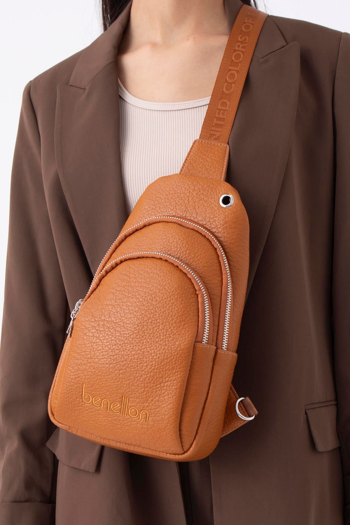  United Colors Of Benetton Kadin Çapraz Çanta Camel Bnt1478