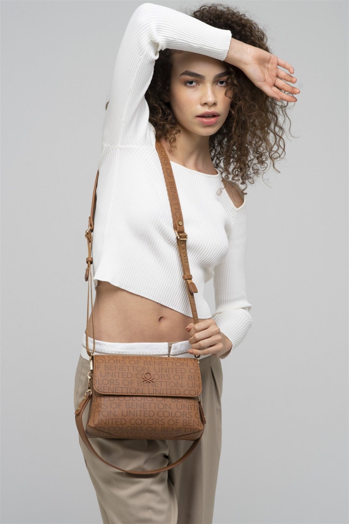 Benetton bnt 835 Kadın El ve Omuz Çantası Camel