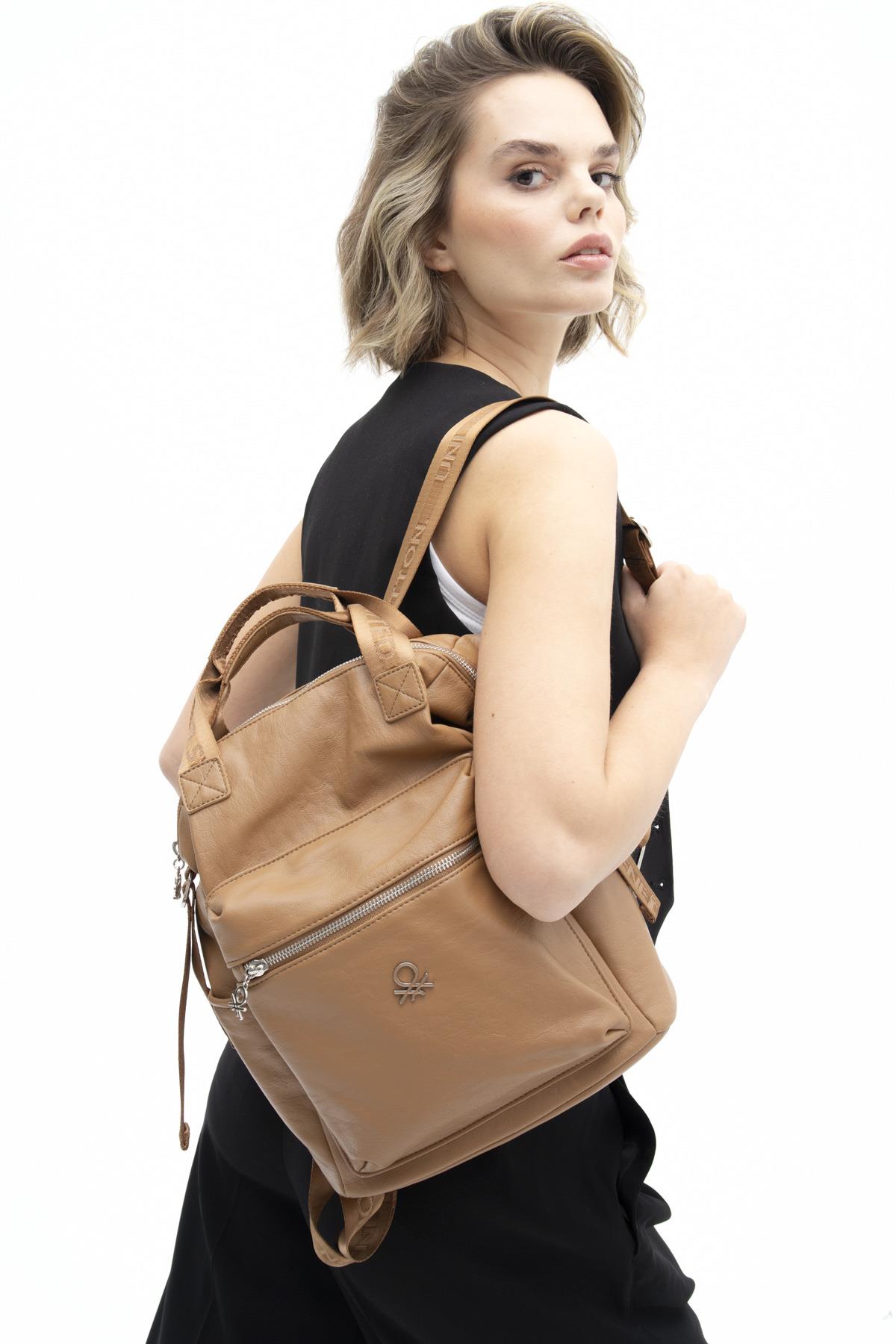 Benetton BNT1227 Kadın Sırt Çantası Camel