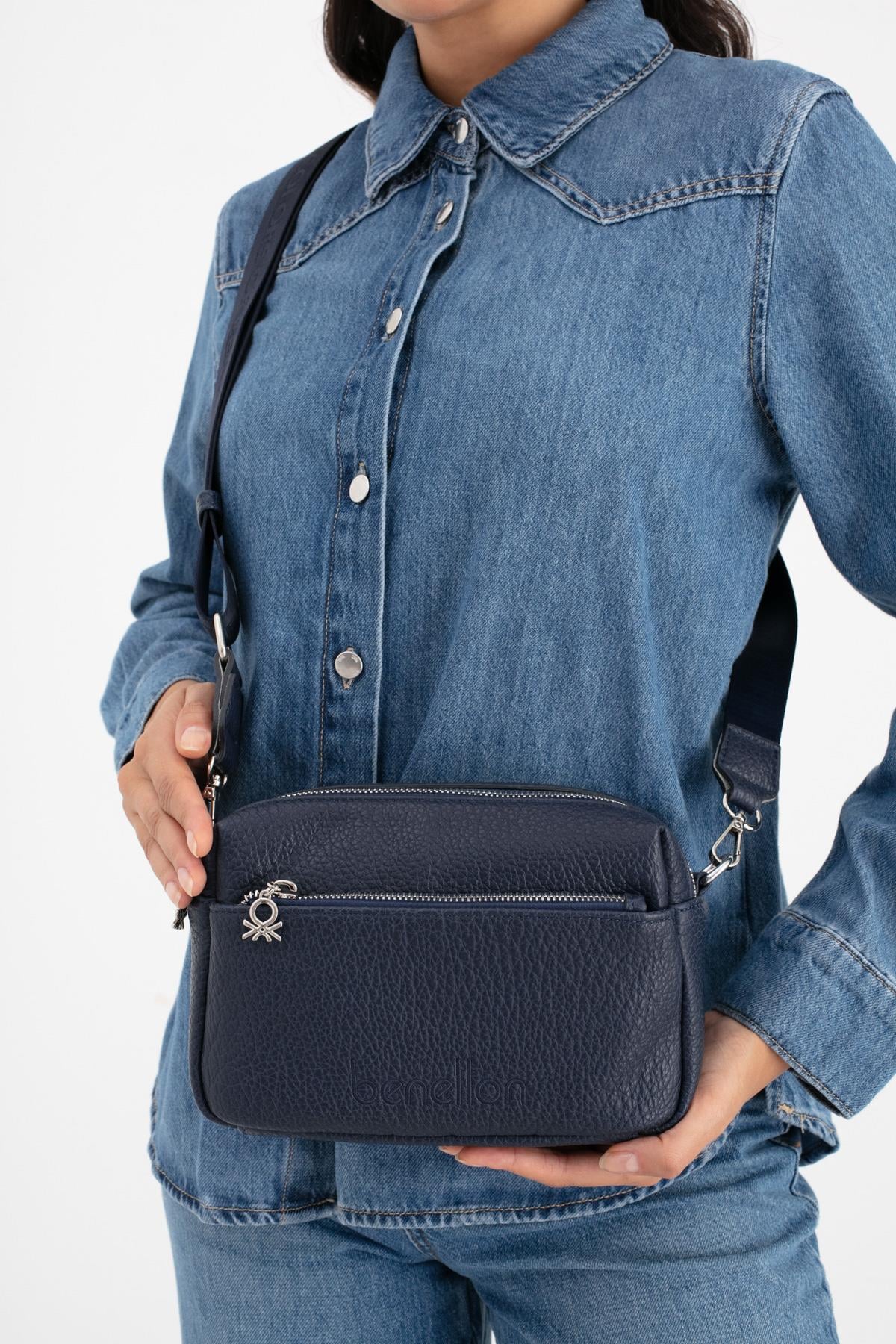 BENETTON BNT1669 LACİ