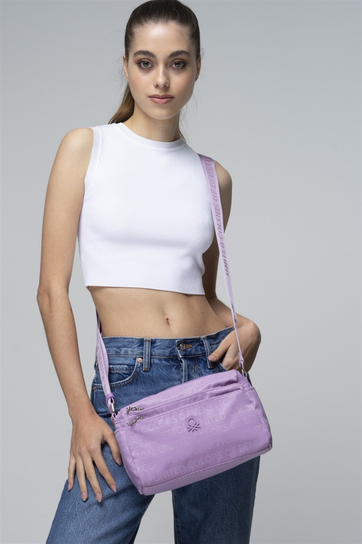 benetton-capraz-canta-bnt-717-lila-9d-9a3.jpg