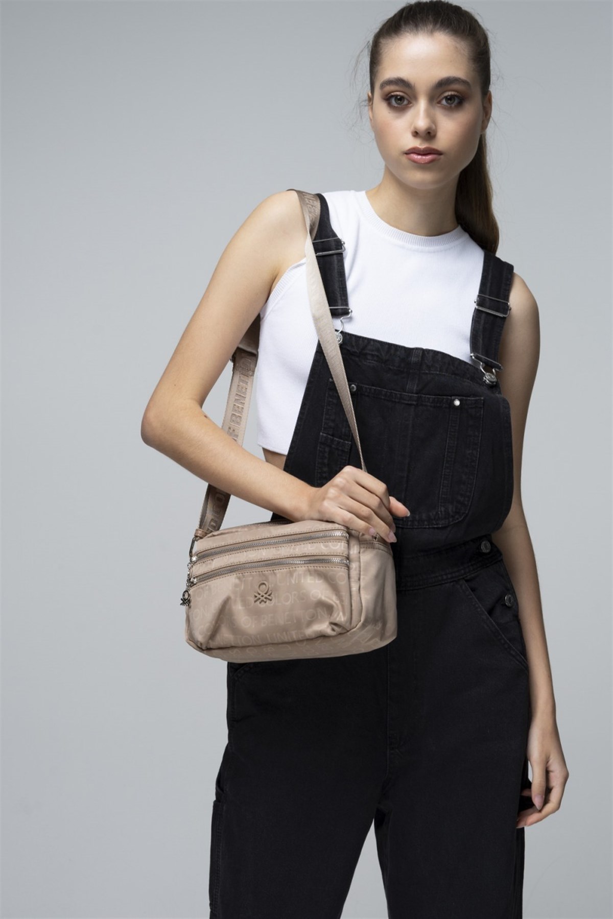 benetton-capraz-canta-bnt-722-vizon--5d48c.jpg