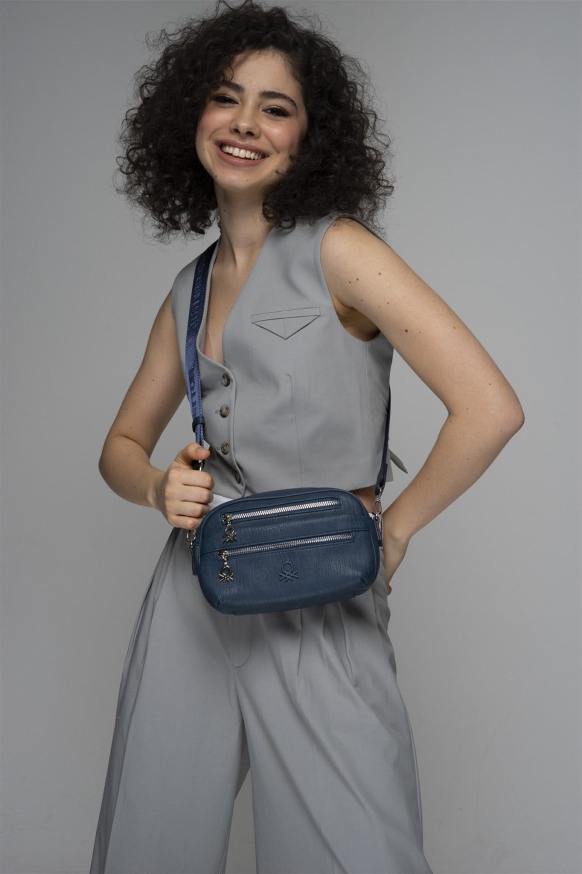 benetton-capraz-canta-bnt-729-lacivert-a9-8a7.jpg