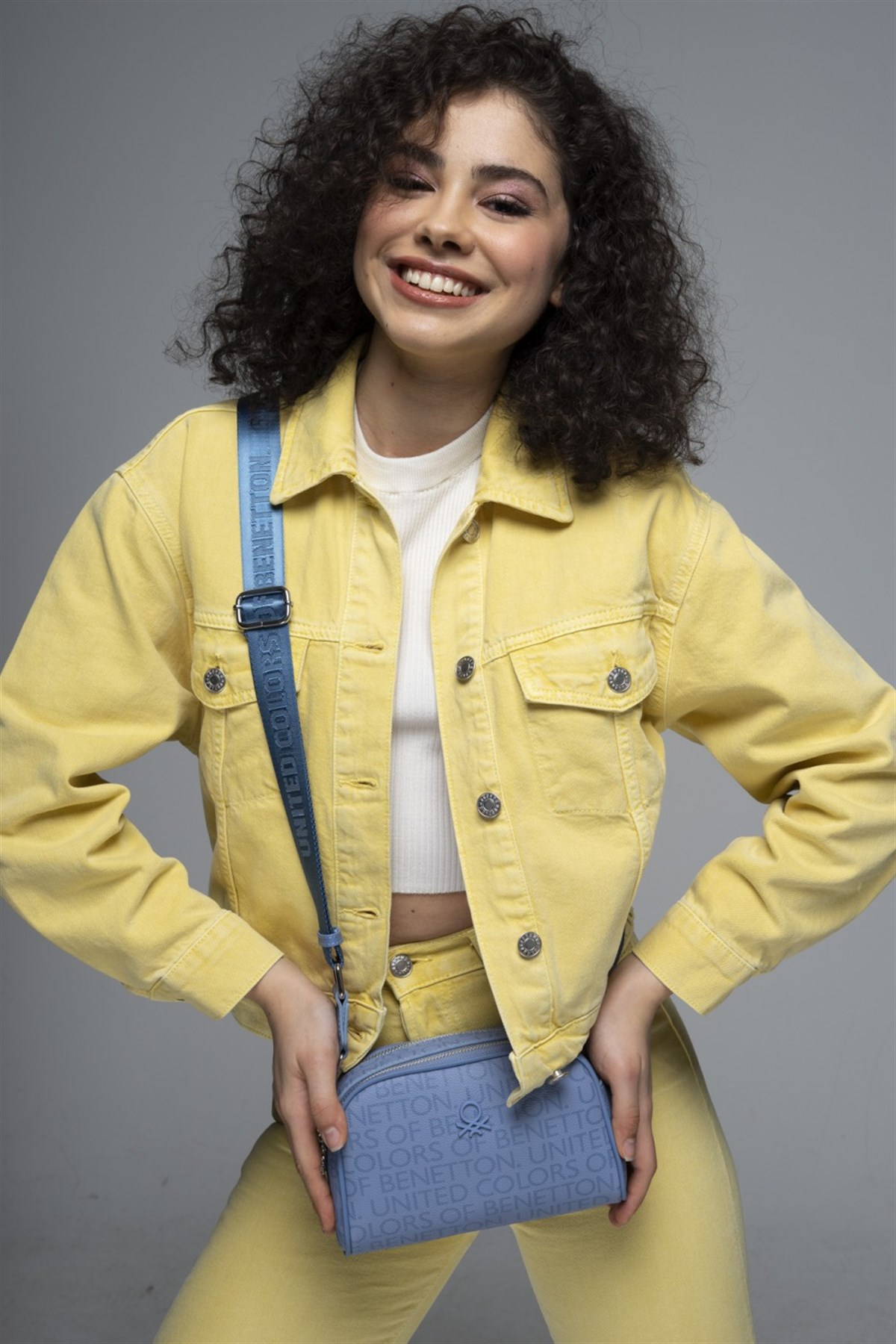 benetton-capraz-canta-bnt-755-mavi-10d-41.jpg