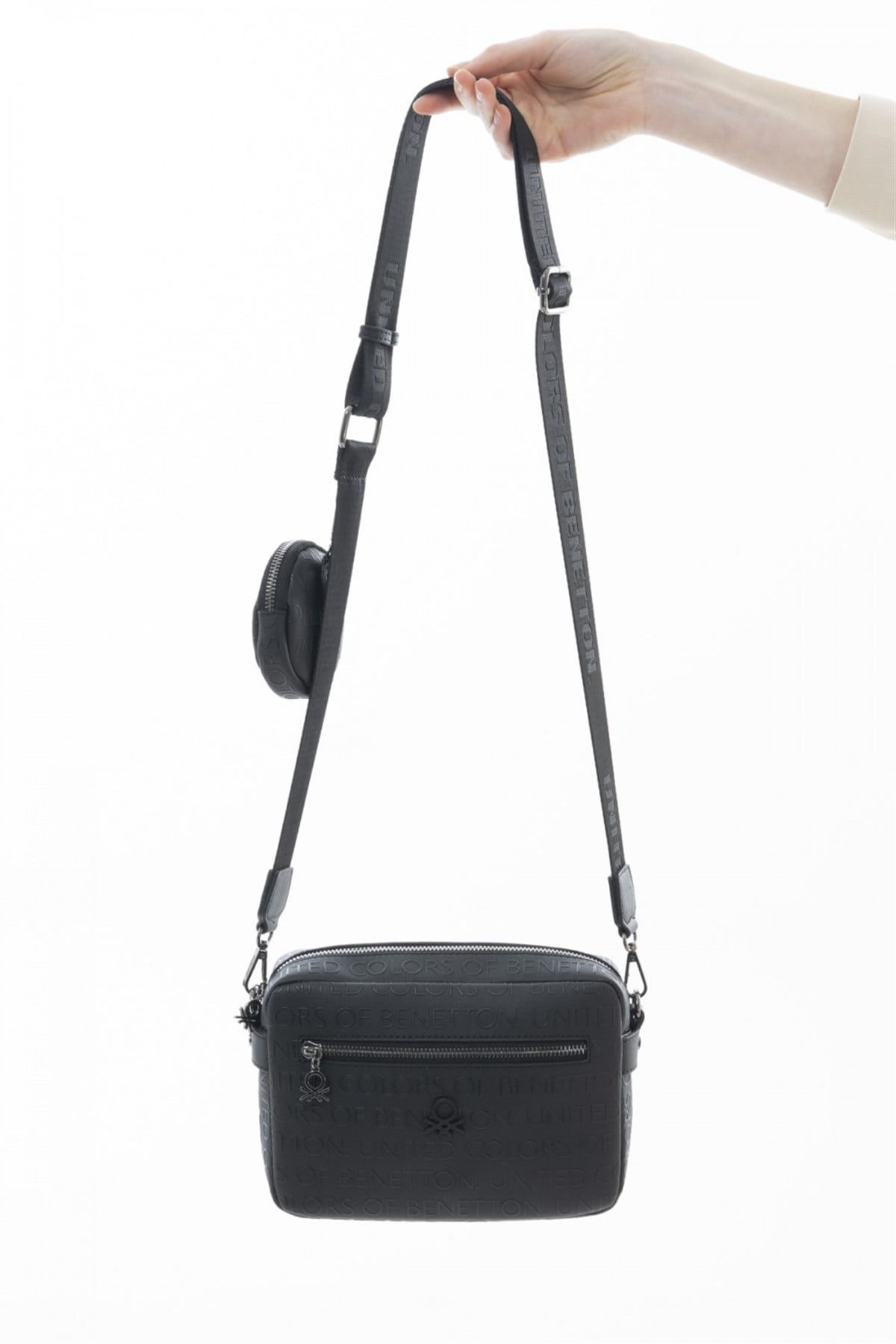 benetton-capraz-canta-bnt-774-siyah-7ab-41.jpg