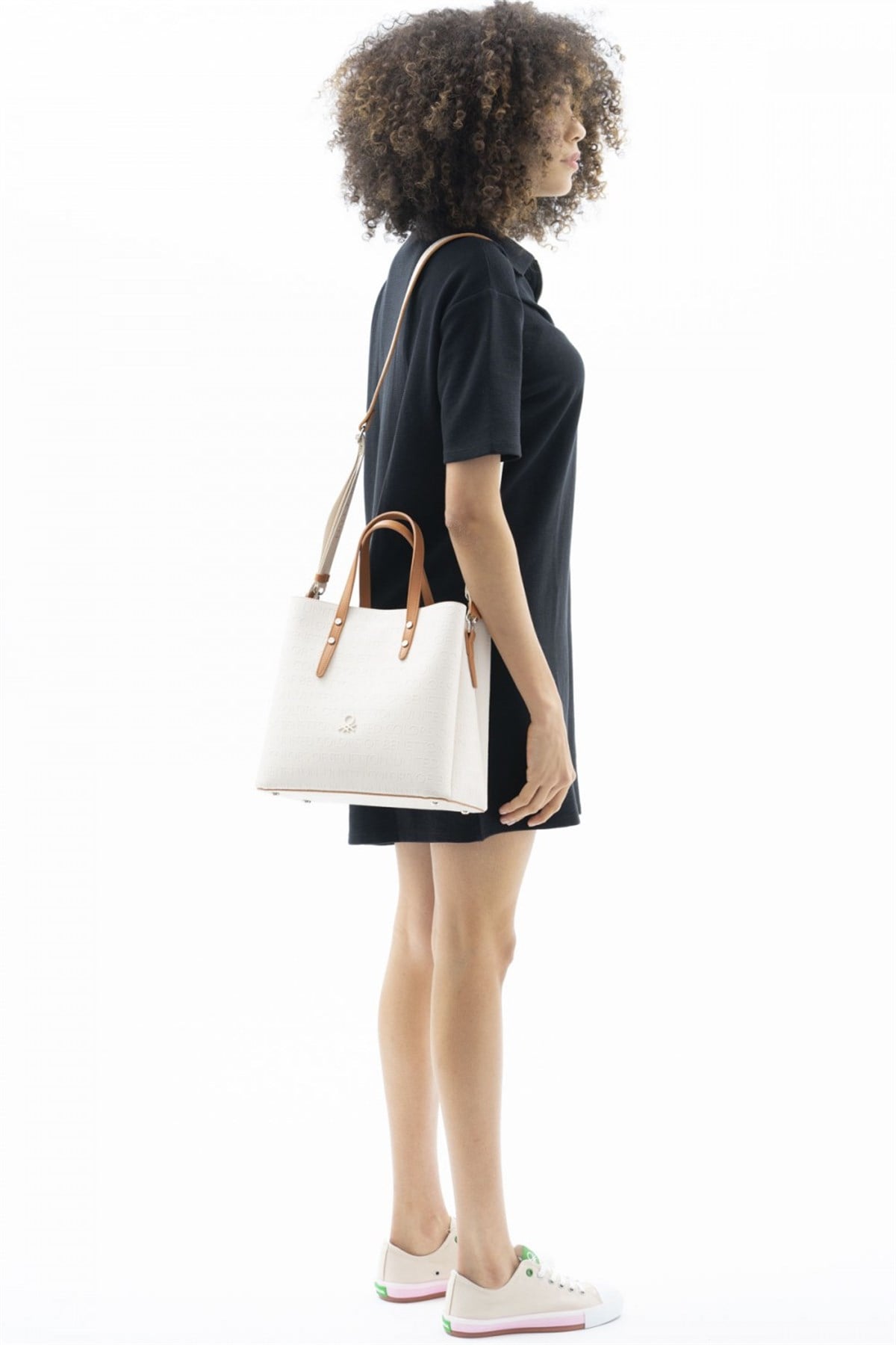 benetton-el-ve-omuz-bnt-600-bej-camel-3-4139.jpg