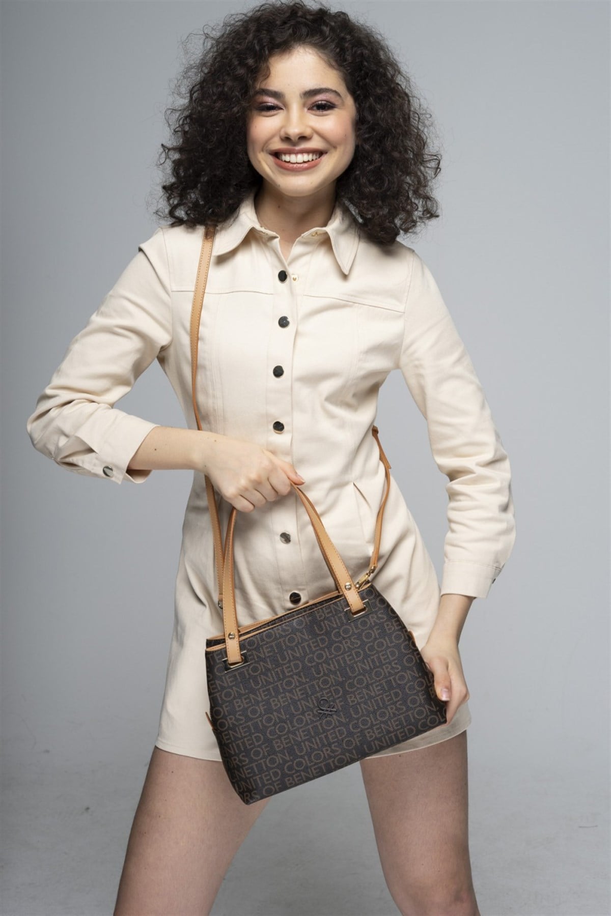 benetton-el-ve-omuz-cantasi-bnt-782-ka--6724f.jpg