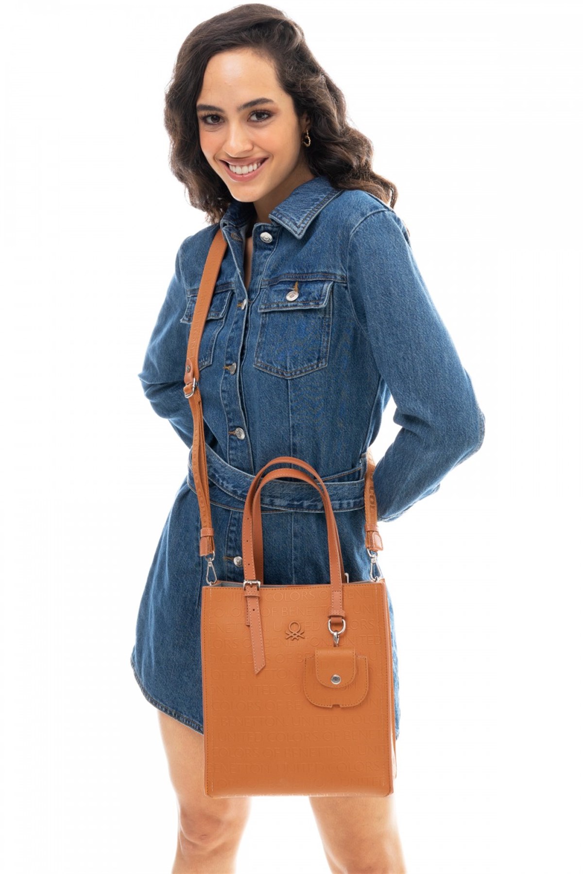 benetton-omuz-cantasi-bnt-607-camel-ec-0a2.jpg