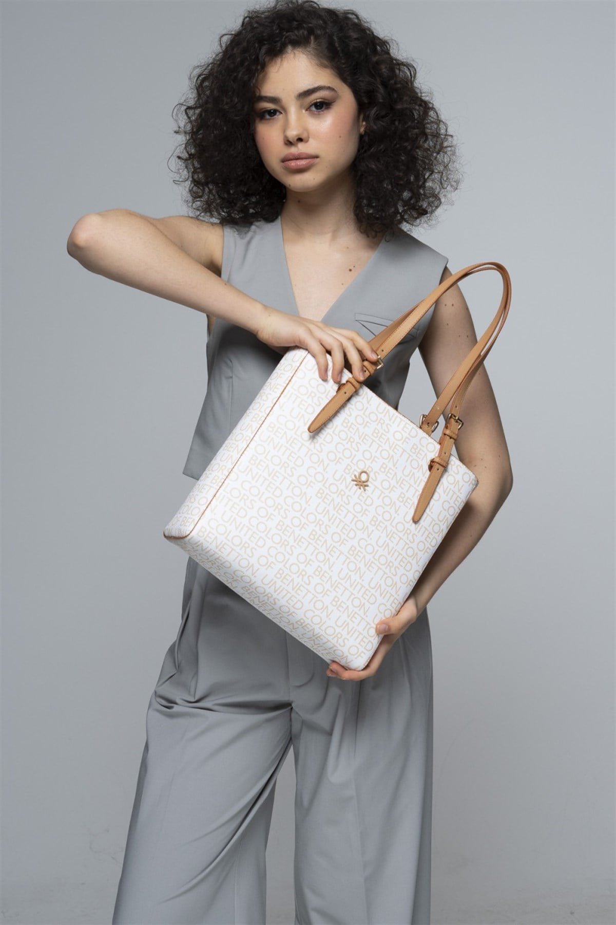 benetton-omuz-cantasi-bnt-781-bej-a.ca--343a-.jpg