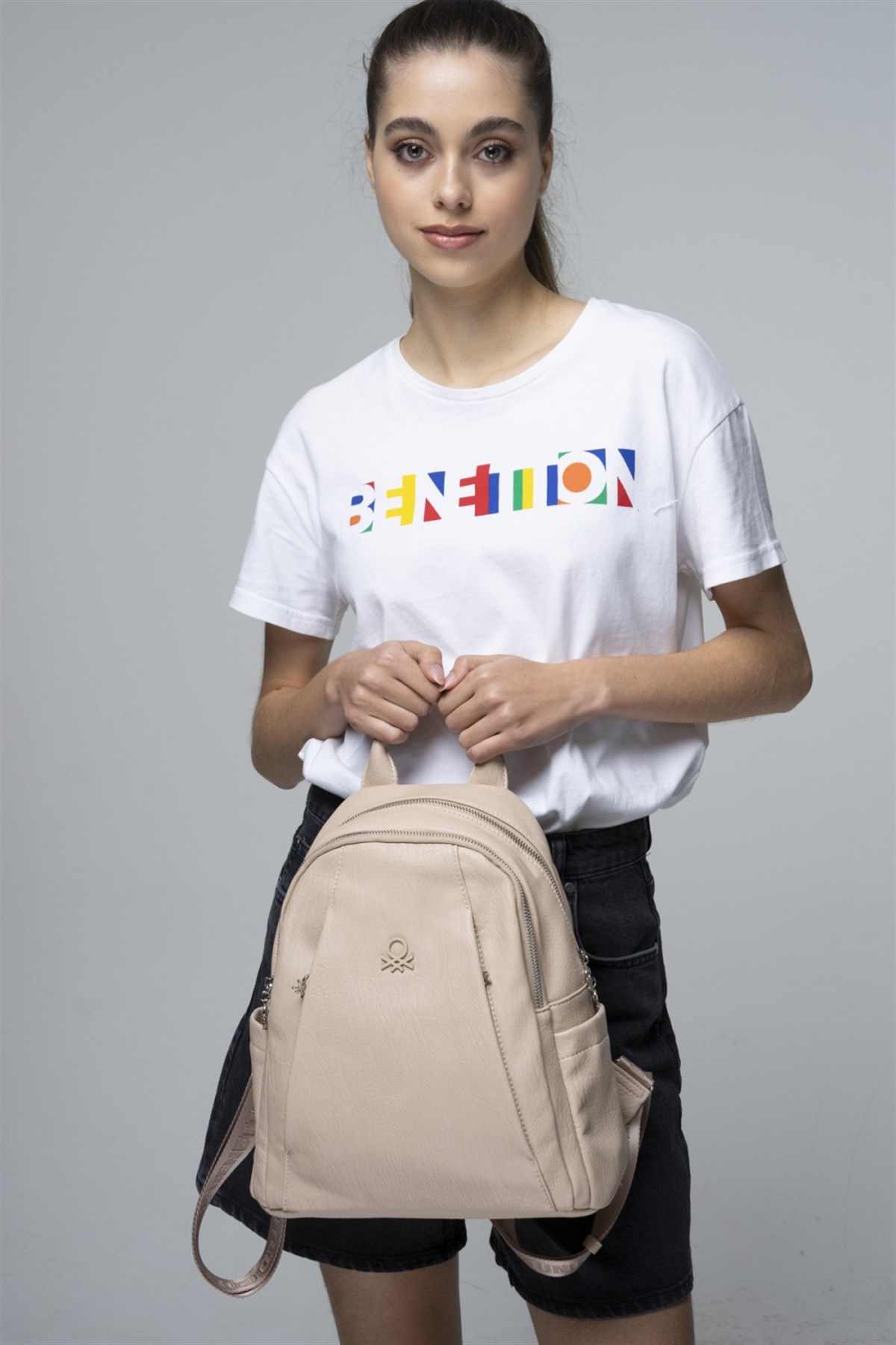 benetton-sirt-cantasi-bnt-702-ten-90e-6d.jpg