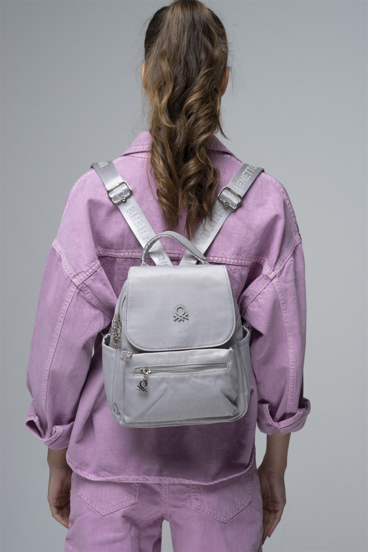 benetton-sirt-cantasi-bnt-716-gri-a2536d.jpg