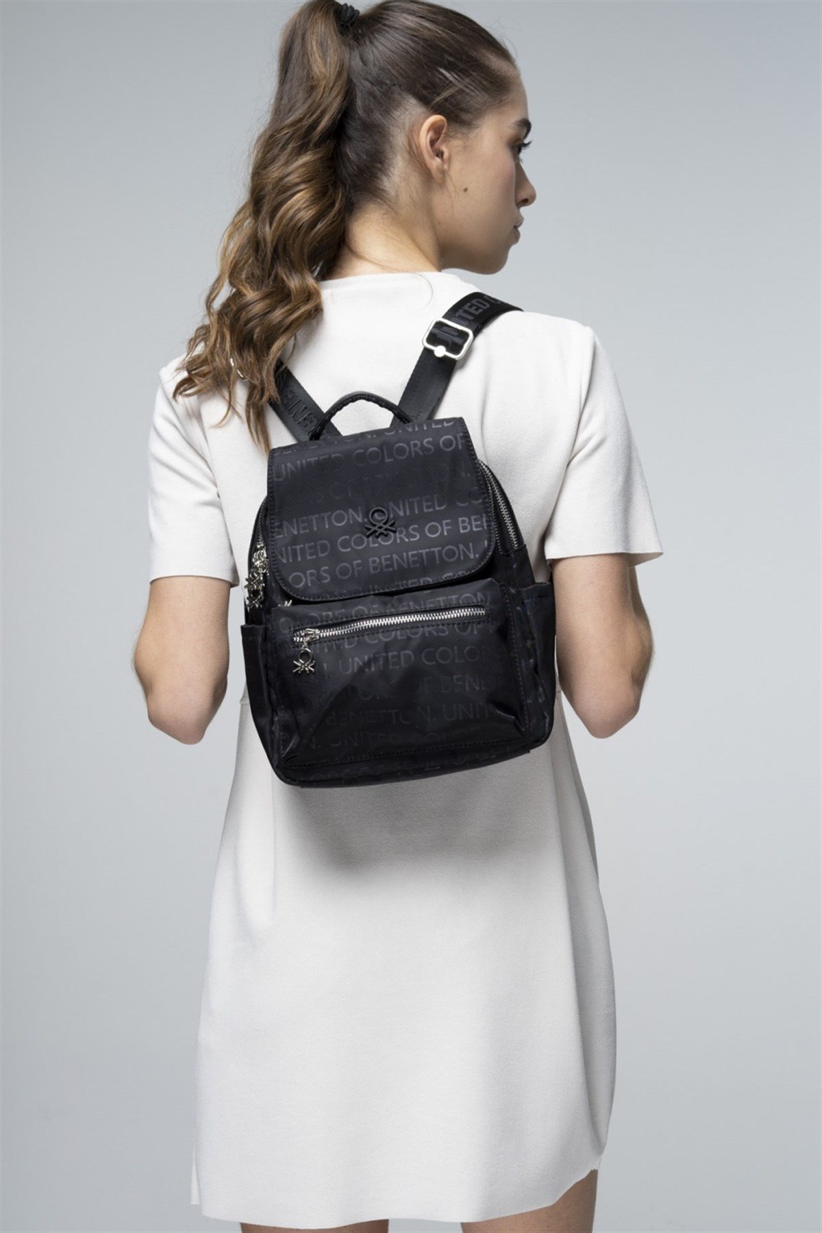 benetton-sirt-cantasi-bnt-716-siyah-dc3e4b.jpg