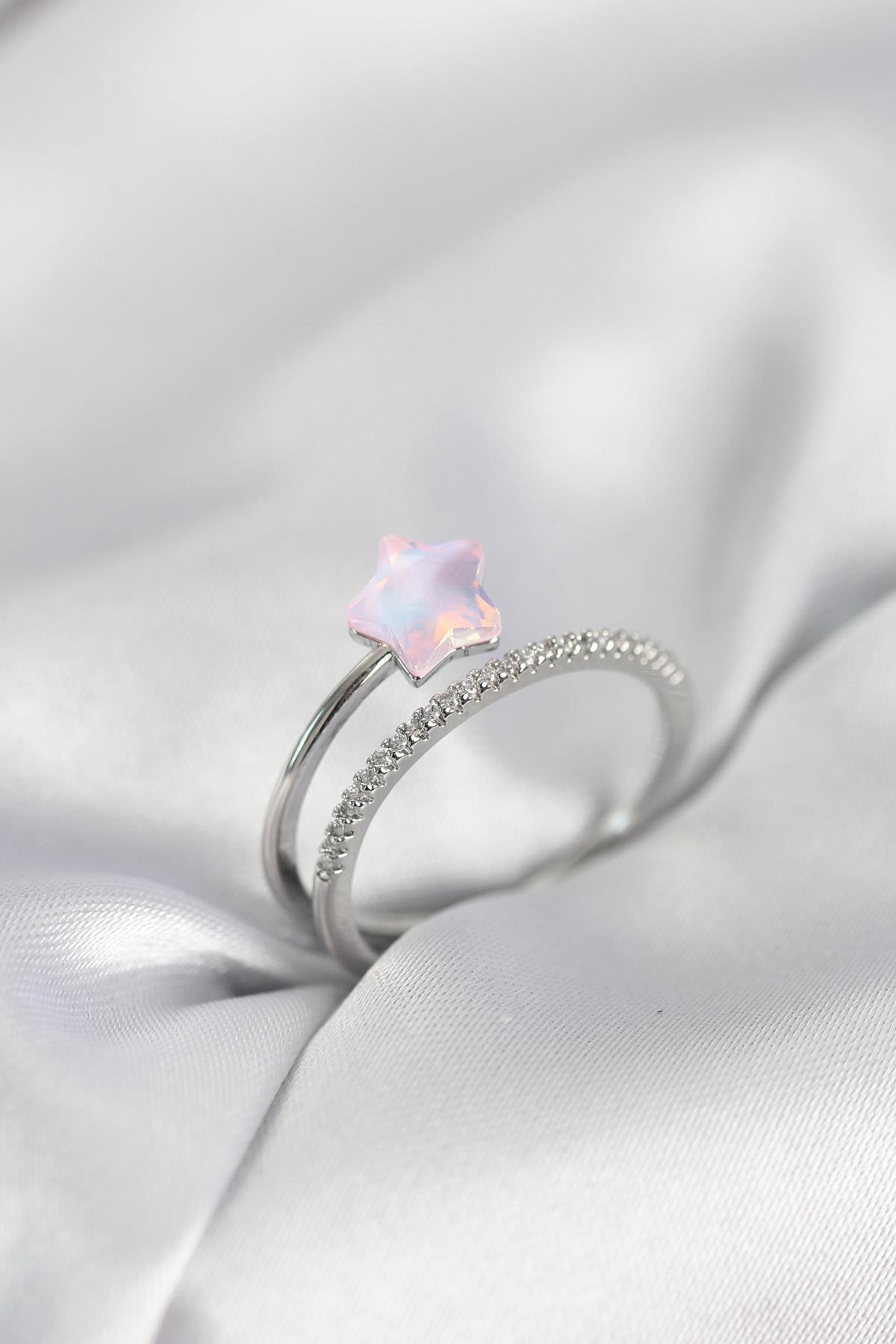 Gümüş Renk Zirkon Taşlı Pembe Halley Model Kadın Yüzük