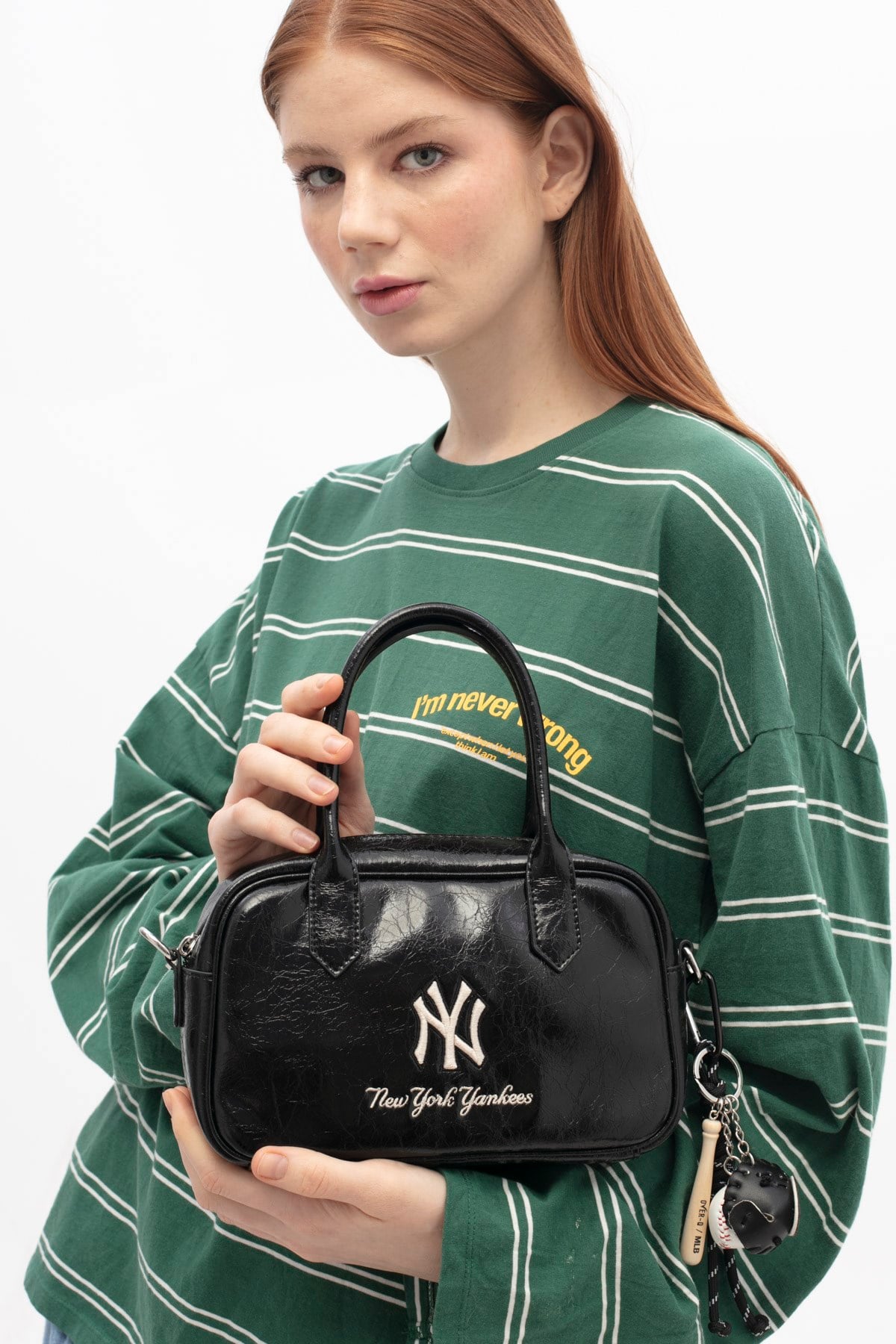 MLB NEW YORK YANKEES KADIN EL ÇANTASI SİYAH MLB018
